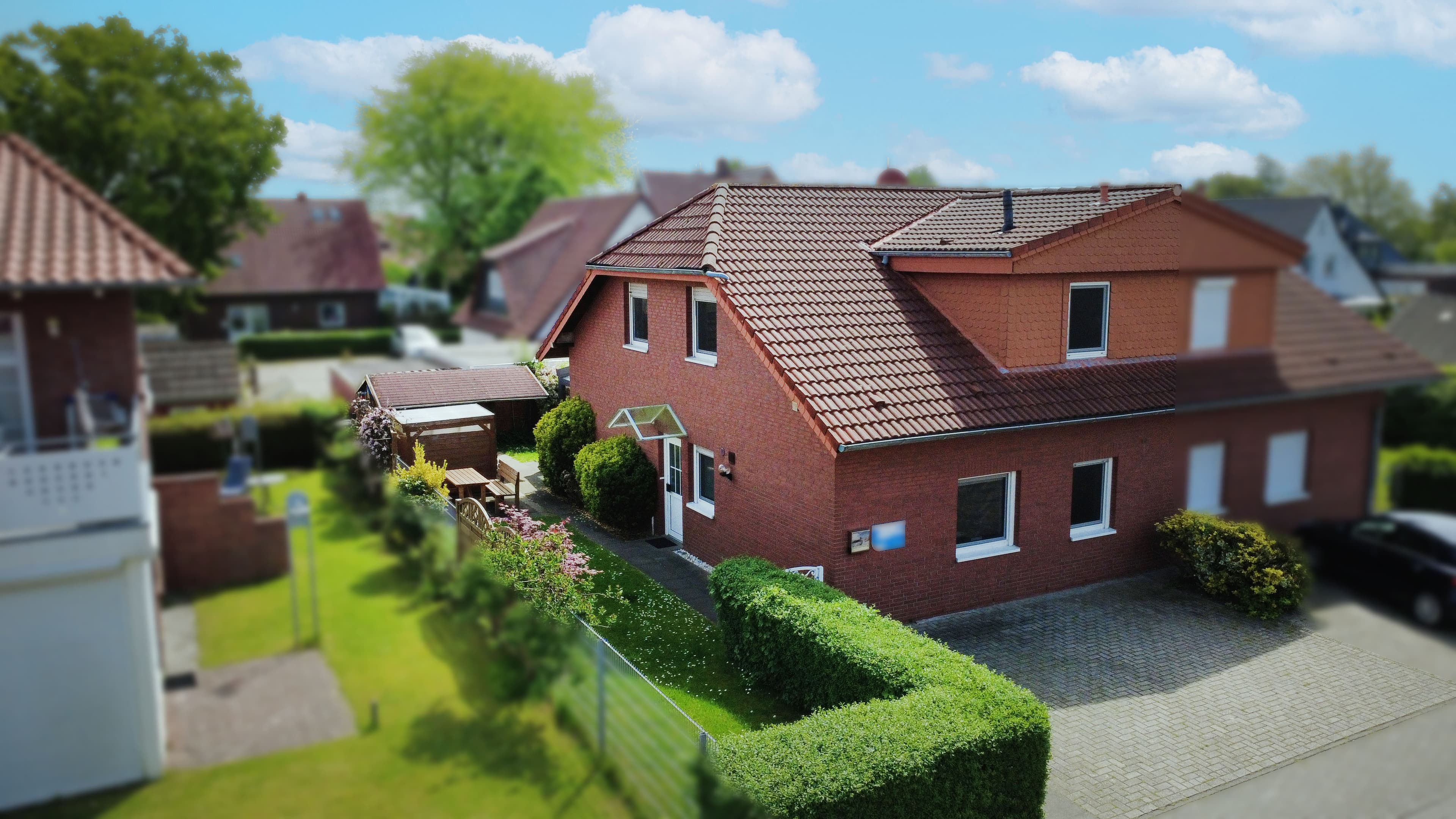 Ferienhaus in Carolinensiel | Wintergarten | Komplett möbliert | Ferienvermietung
